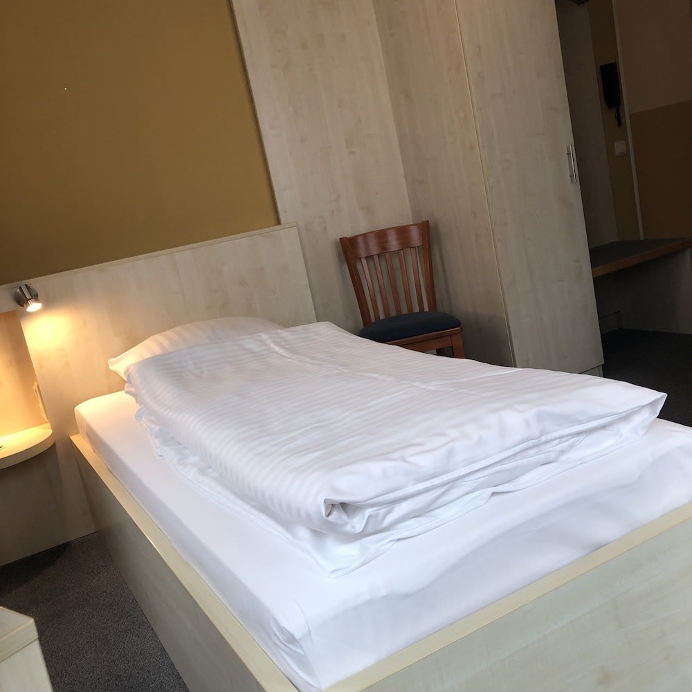 Hotel Select 2