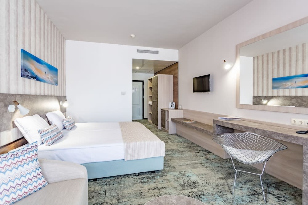 HI Hotels Imperial Resort - Ultra All Inclusive, FREE PARKING 3