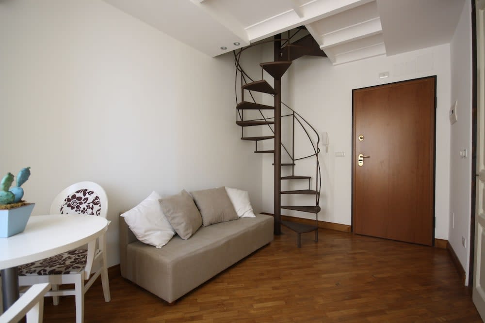 Ferrini Home - Residence 150 2