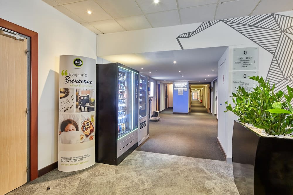B&B HOTEL Cergy Port 4 étoiles 2