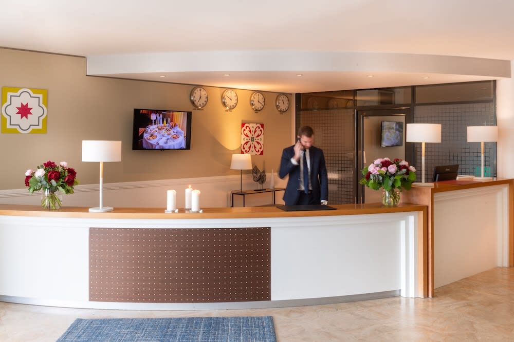 Le M & Spa Bordeaux Aéroport by Hôtels & Préférence 2