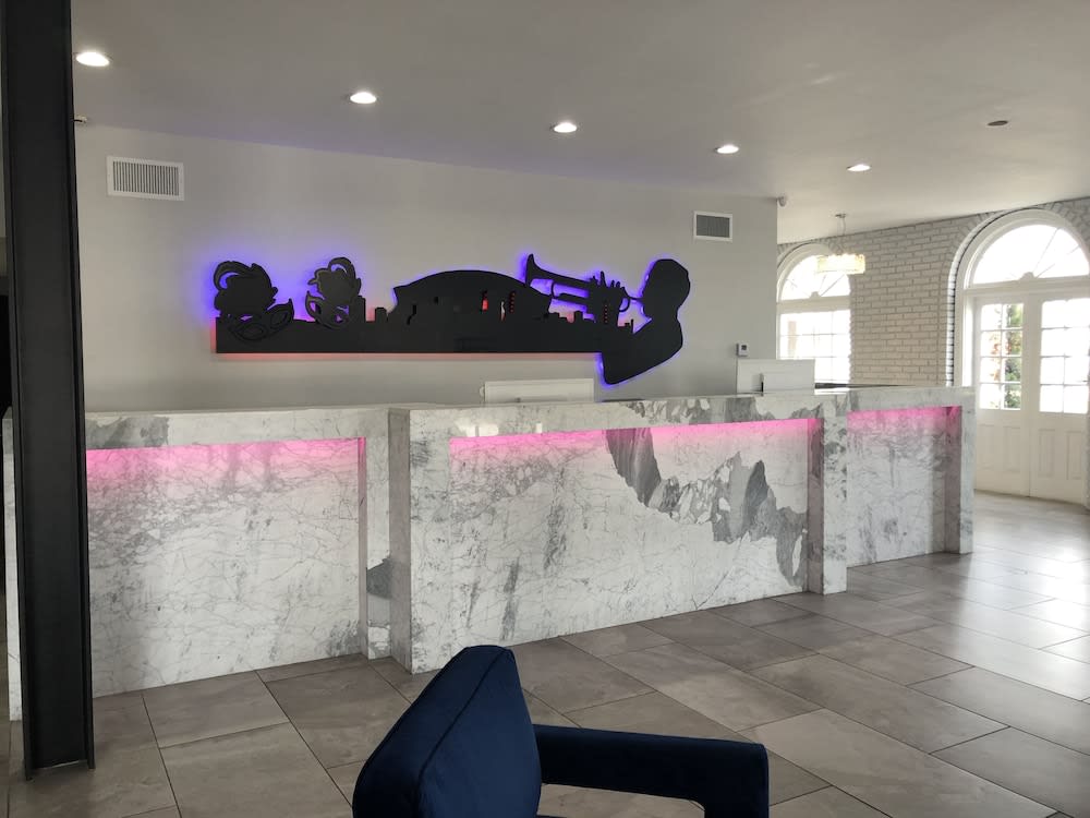 Midtown Hotel - Downtown New Orleans 1
