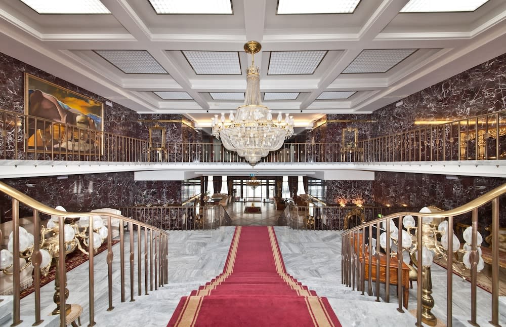 Hotel Excelsior 2