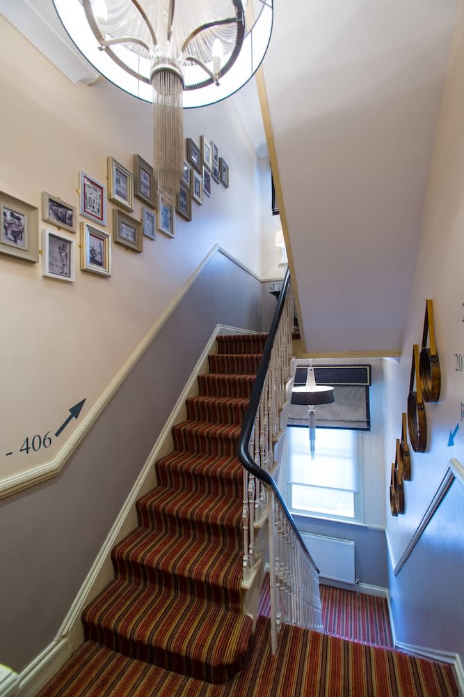 Best Western Buckingham Palace Rd 2