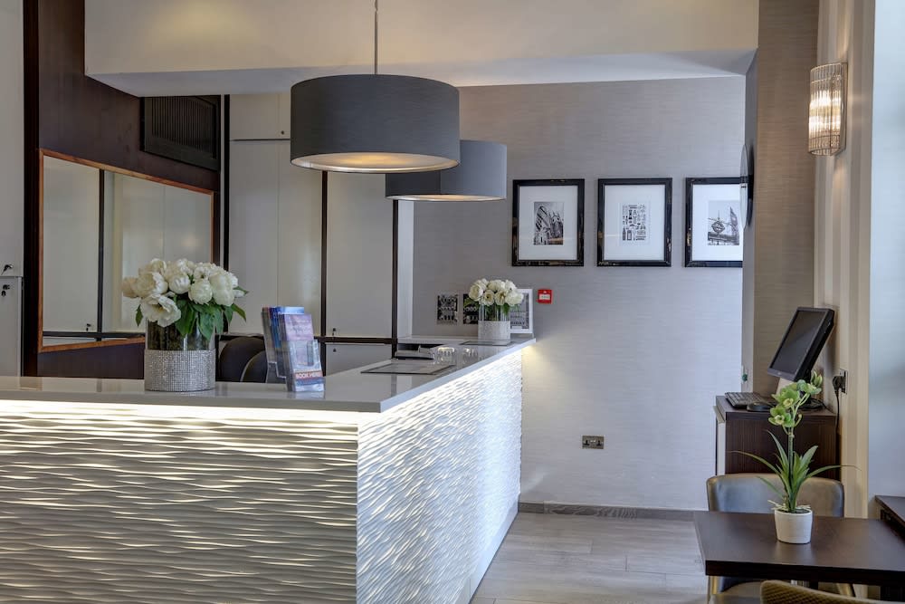 Best Western Buckingham Palace Rd 3