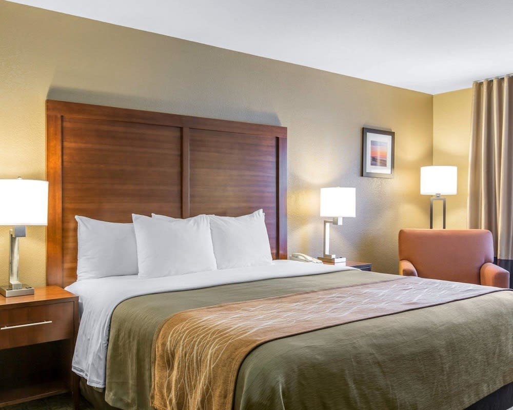 Comfort Inn & Suites Ventura Beach 5