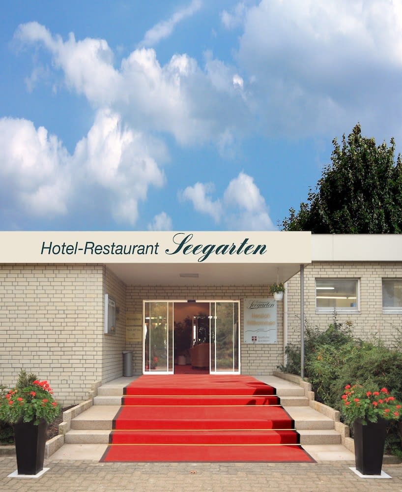 Hotel-Restaurant Seegarten Quickborn 1