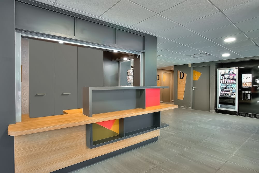 B&B HOTEL Antibes Sophia Antipolis 2