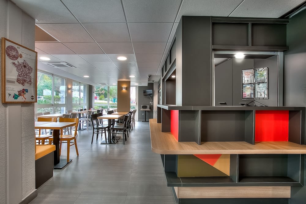 B&B HOTEL Antibes Sophia Antipolis 4