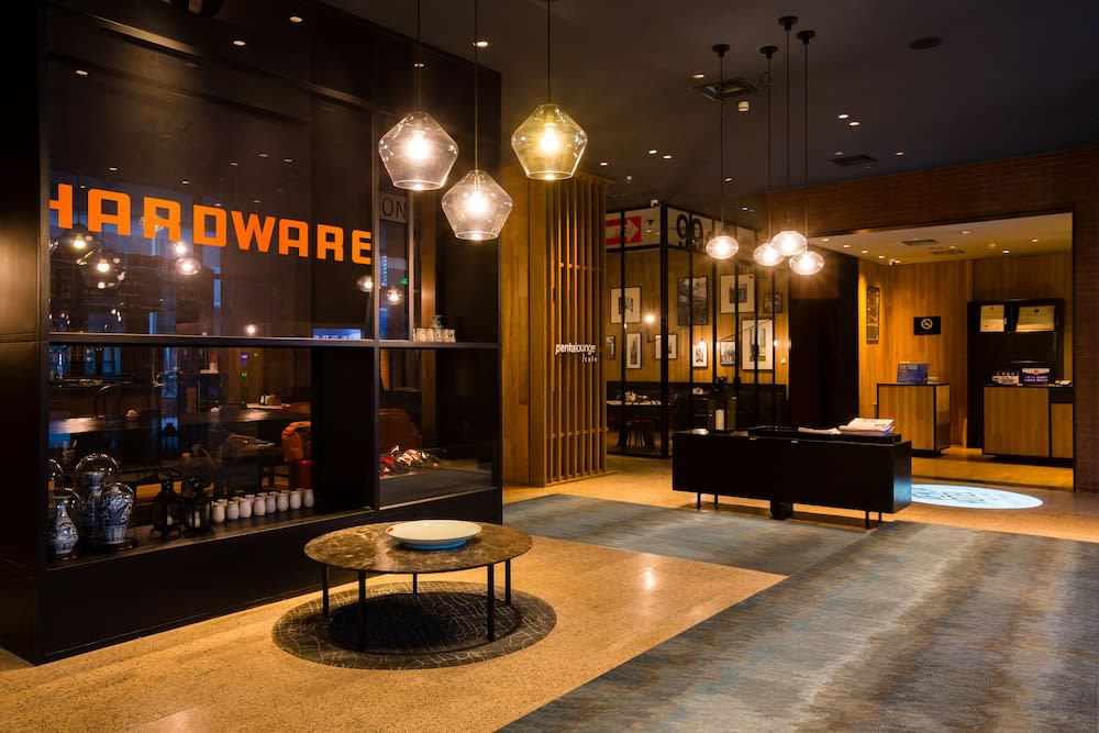 Beijing New World Center Tongpai Hotel 1
