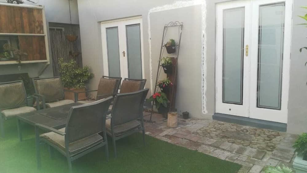 Melite Rooms 2