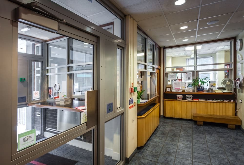 LSE Carr-Saunders Hall 3