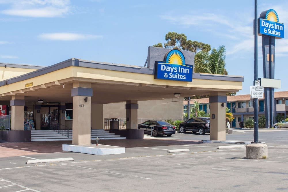 Days Inn by Wyndham San Diego-East/El Cajon 1