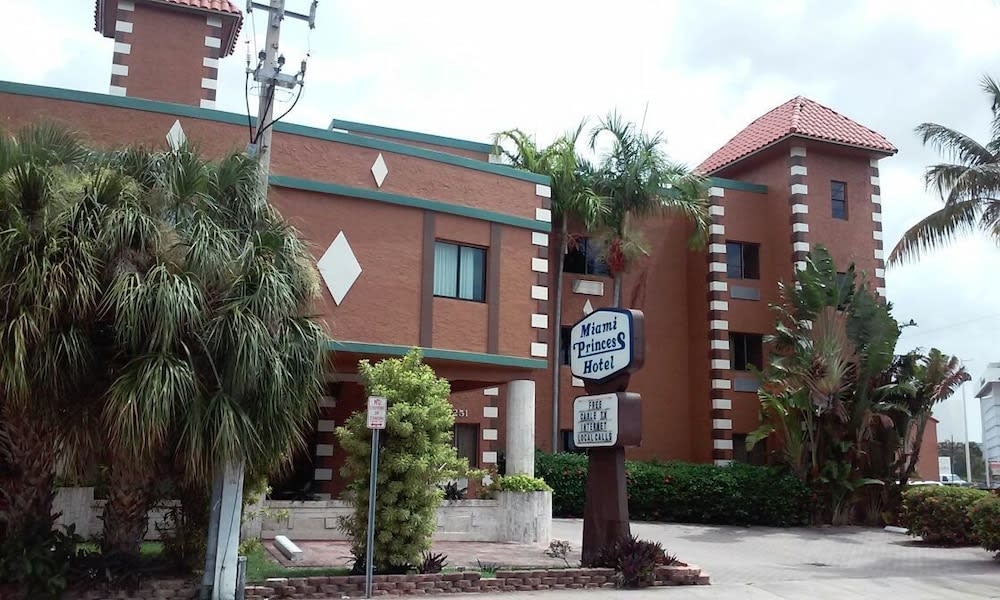 Miami Princess Hotel 1