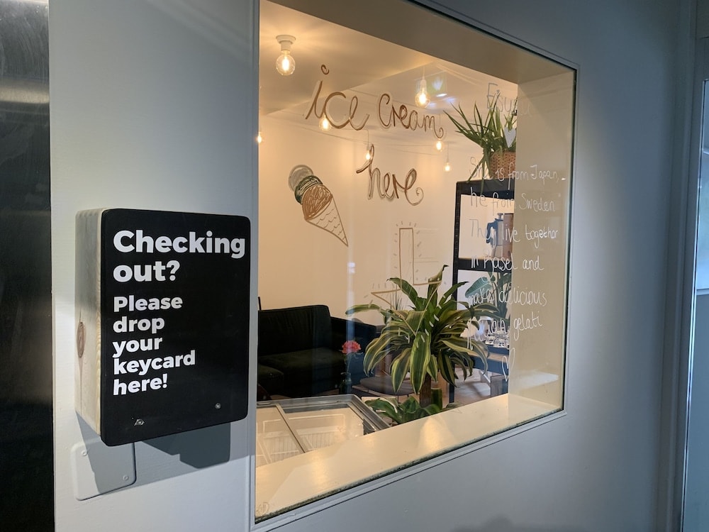 Hostel by Hyve Basel 3