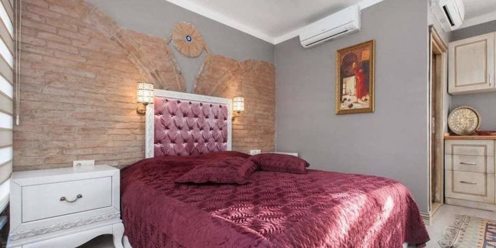 Galatolia Suites 2