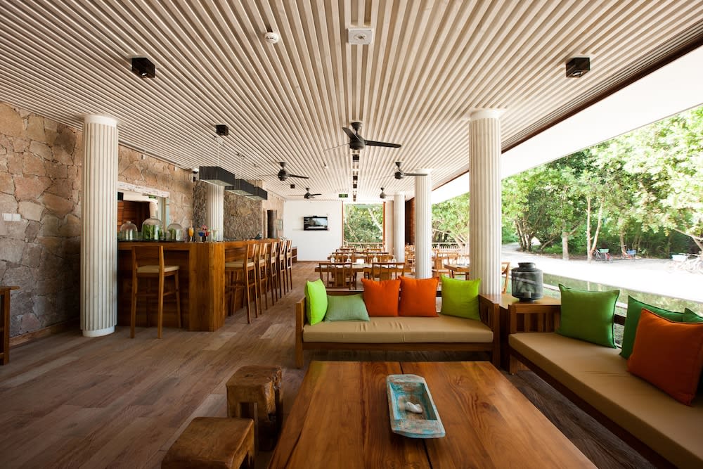 Le Relax Luxury Lodge 2