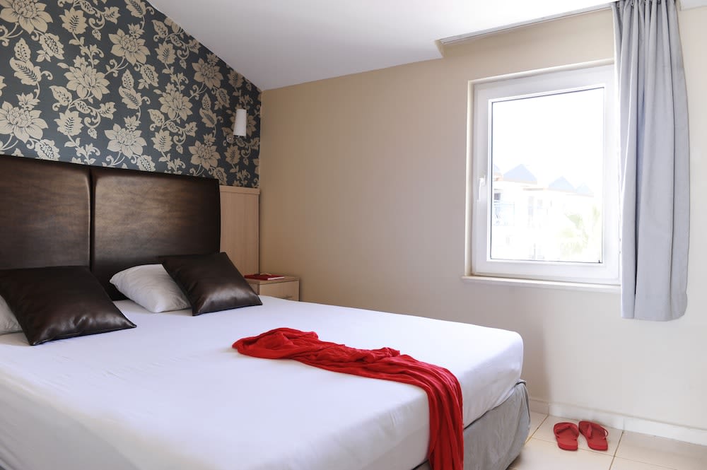 Joker Side Hill Suite Hotel 2