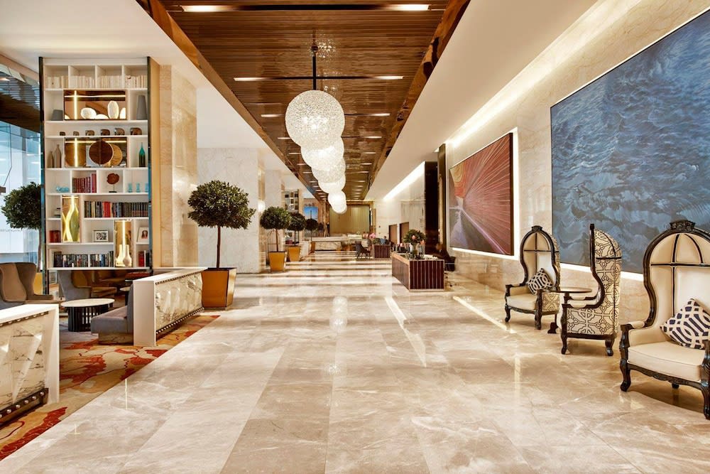 THE FACE Suites Hotel 2