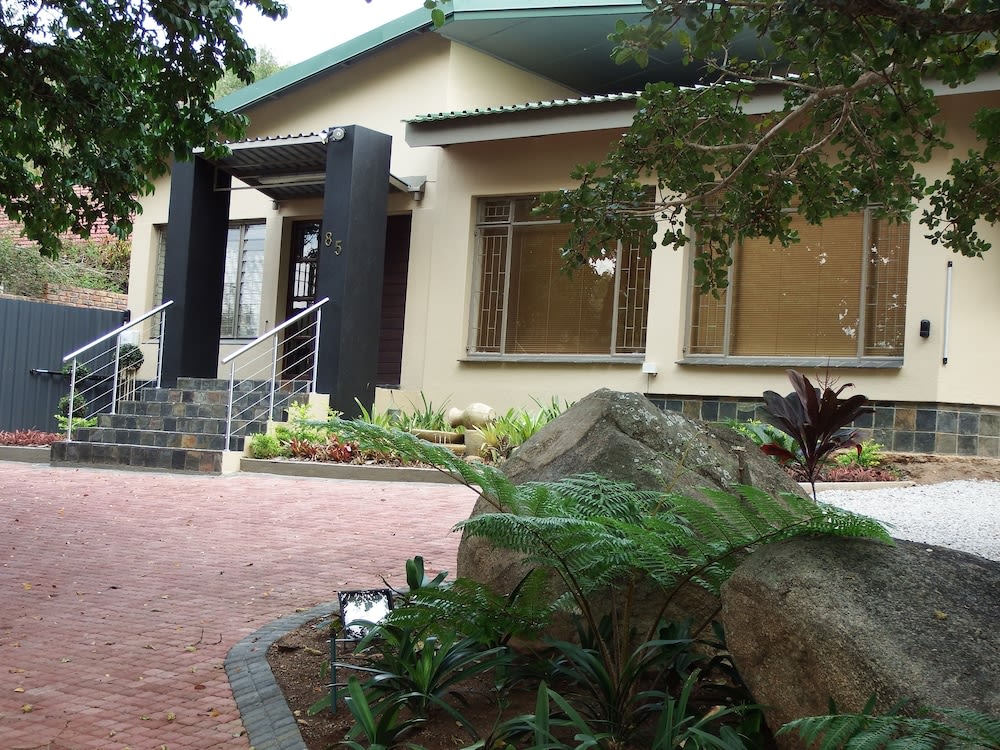 85 Ehmke Guesthouse 2