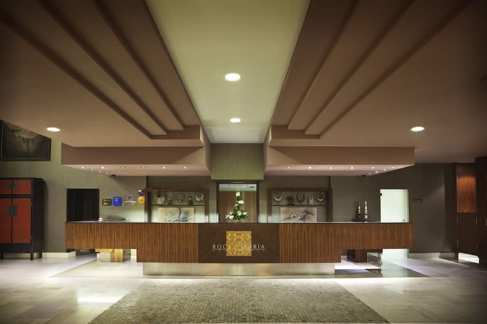 Adrián Hoteles Roca Nivaria 2