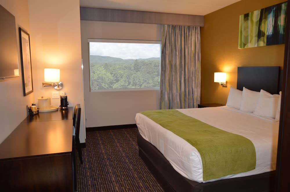 Harrah's Cherokee Valley River, A Caesars Destination 2
