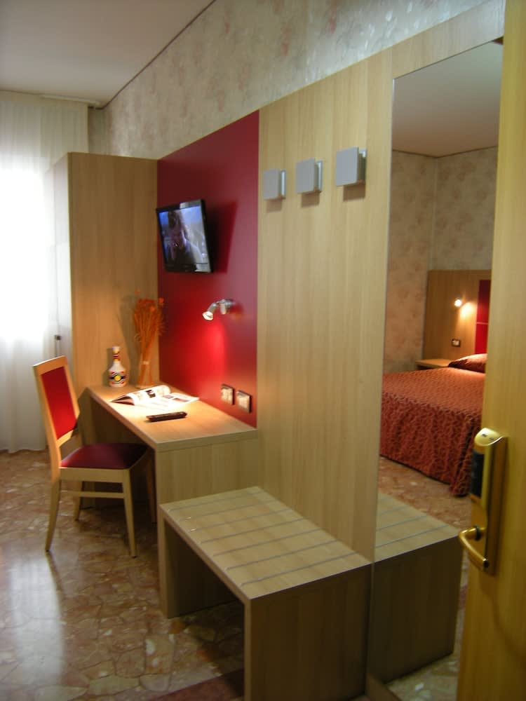 hotel-san-carlo-mestre-mejores-ofertas-rumbo