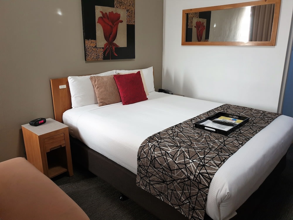 Best Western Endeavour Motel 4