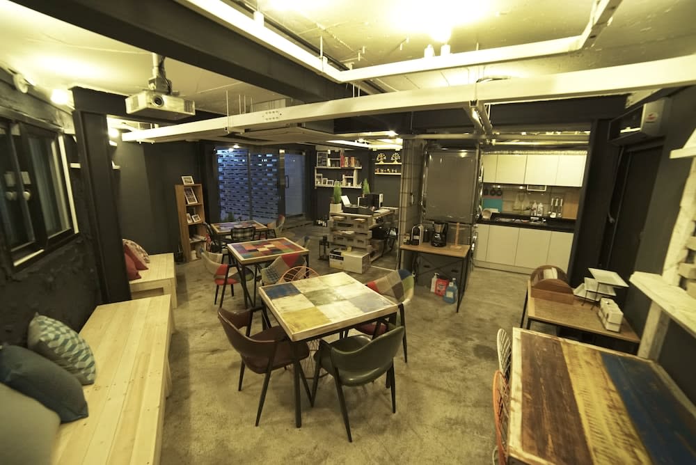 That House Hongdae 2