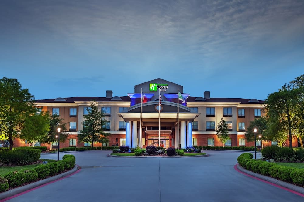 Holiday Inn Express & Suites ORANGE by IHG 1