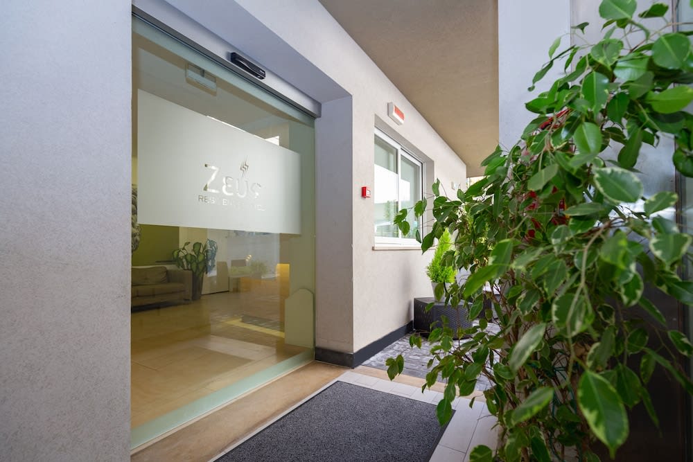 Zeus Hotel - Aparthotel - Meeting & Congress 3