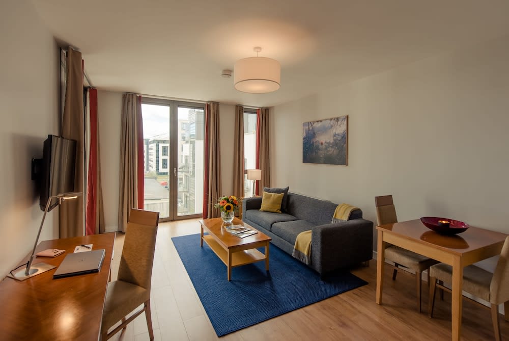 PREMIER SUITES Dublin, Sandyford 1