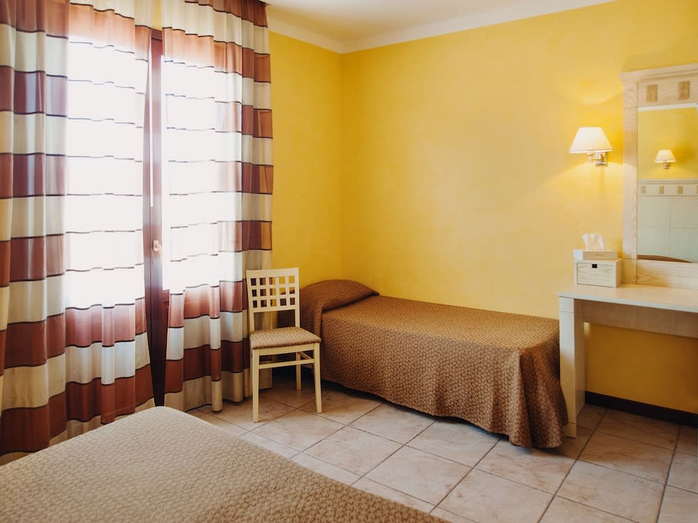 Villa Zina Family Resort 4