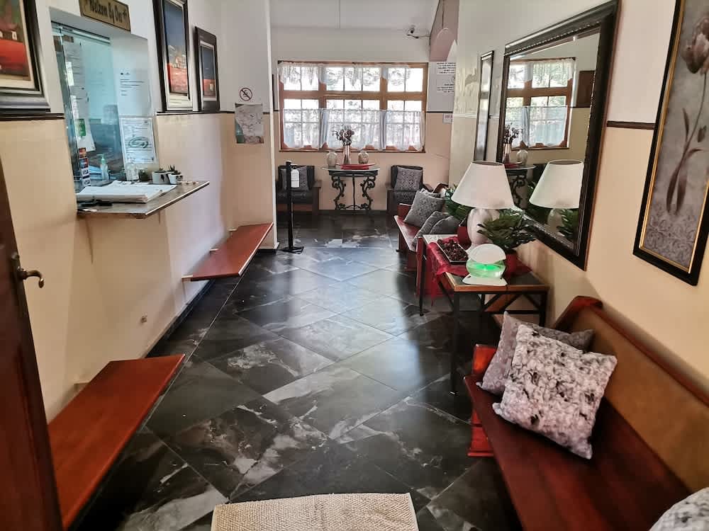 Oasis Country Lodge 2