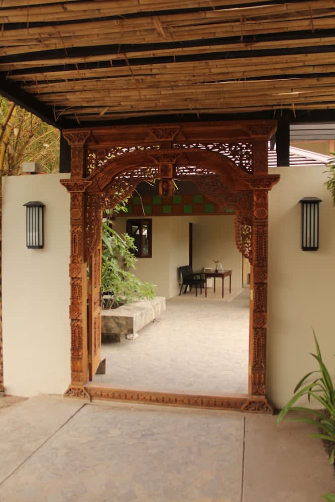 Bravo Resorts - Munting Paraiso 2