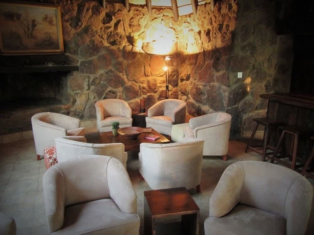 Dinkweng Safari Lodge 2