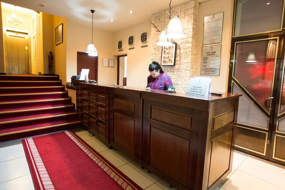 Hotel Rina Cerbul 2