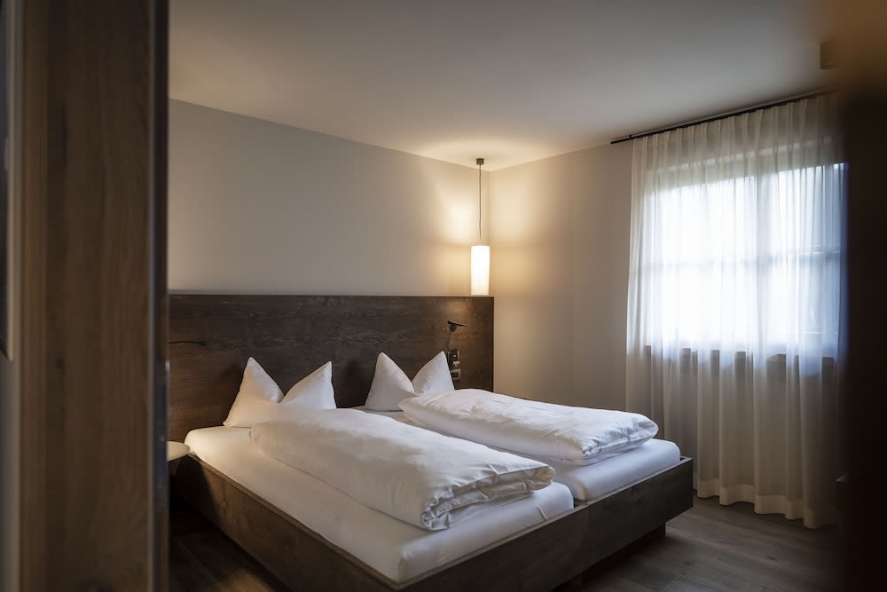 Post Alpina - Family Mountain Chalets 4