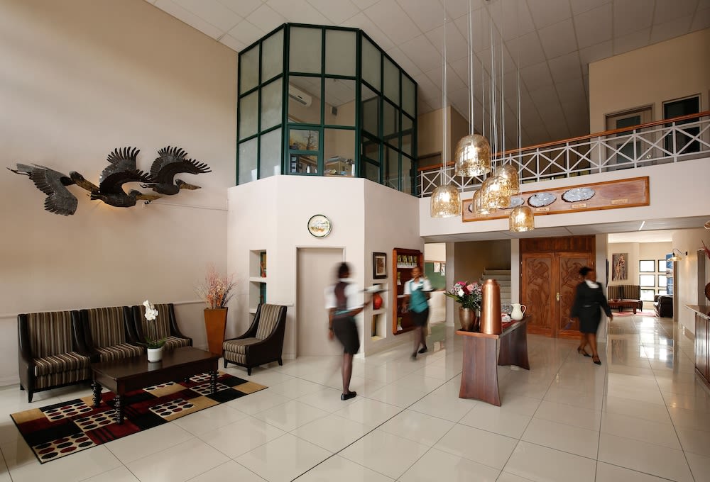 Maun Lodge 2