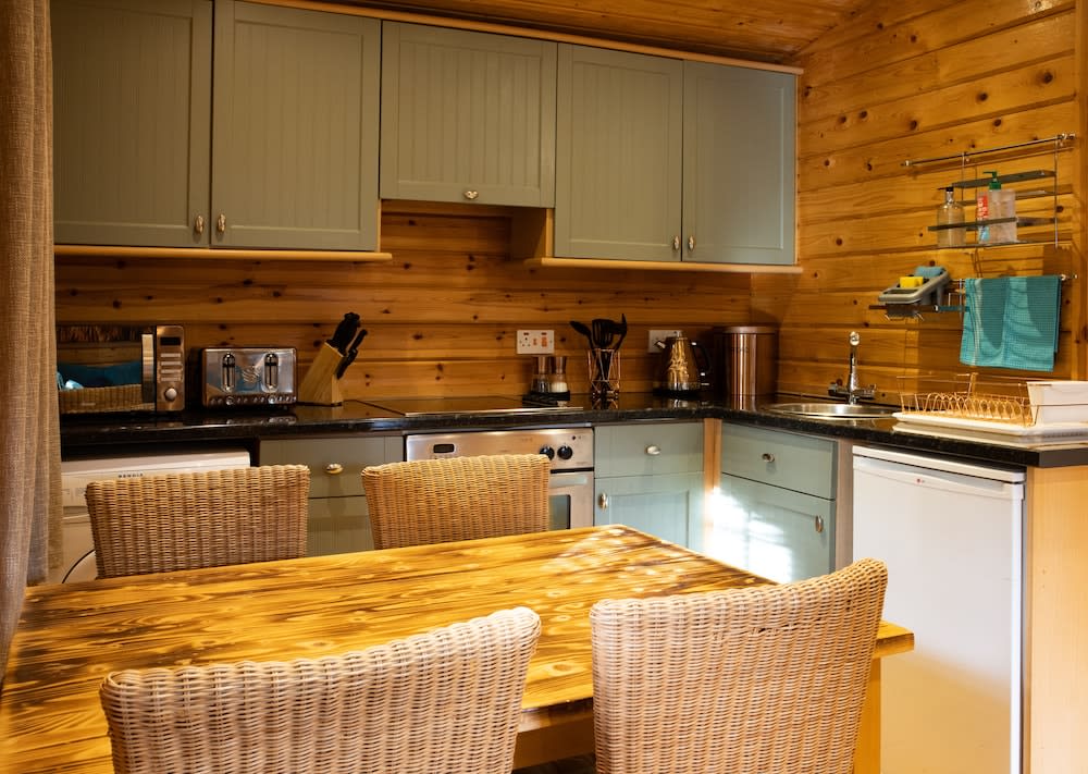 The Steadings Log Cabins 2