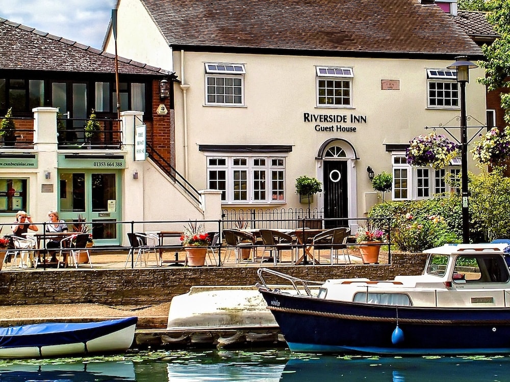 Riverside Inn 1