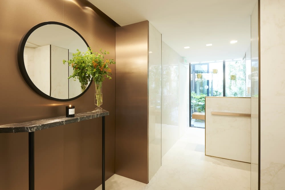 Perpetual Elysée Montaigne 3