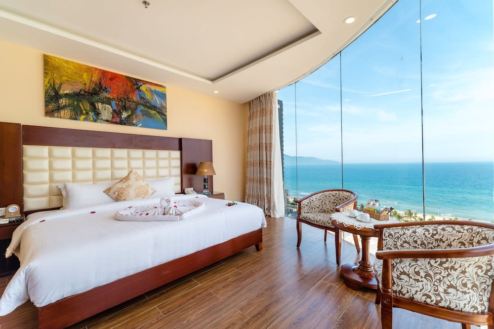 Nhat Minh Hotel and Apartment 1