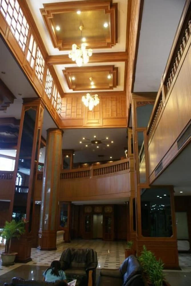Royal Twins Palace Hotel 2