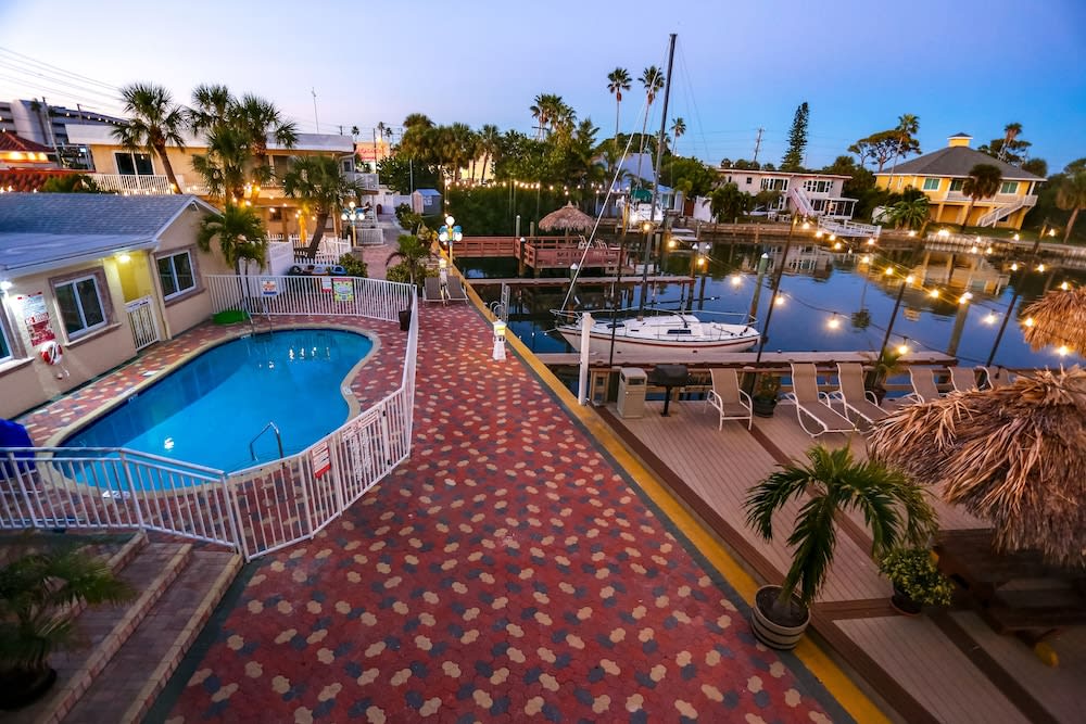 Bay Palms Waterfront Resort - Hotel and Marina 1