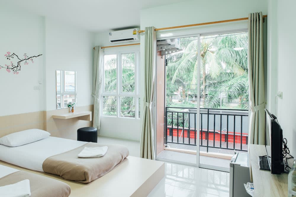 Cheaper Room 1