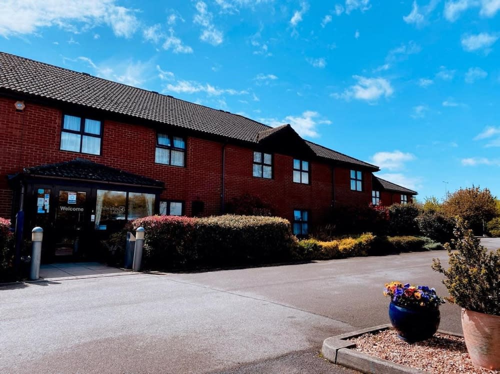 Redwings Lodge Sawtry Huntingdon 1