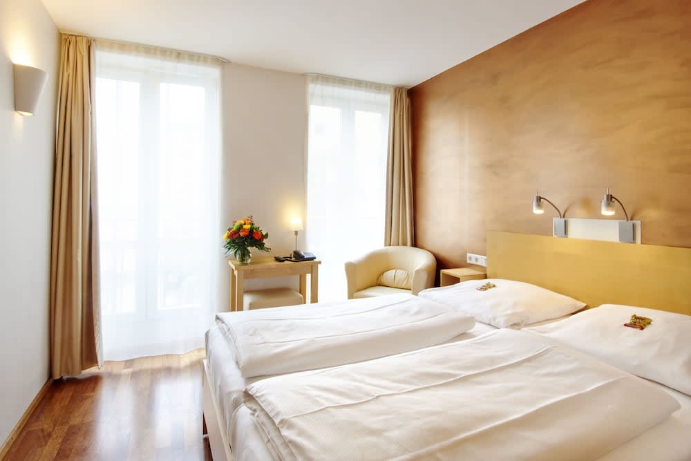 Town Hotel Wiesbaden - kleines Privathotel in Bestlage 1