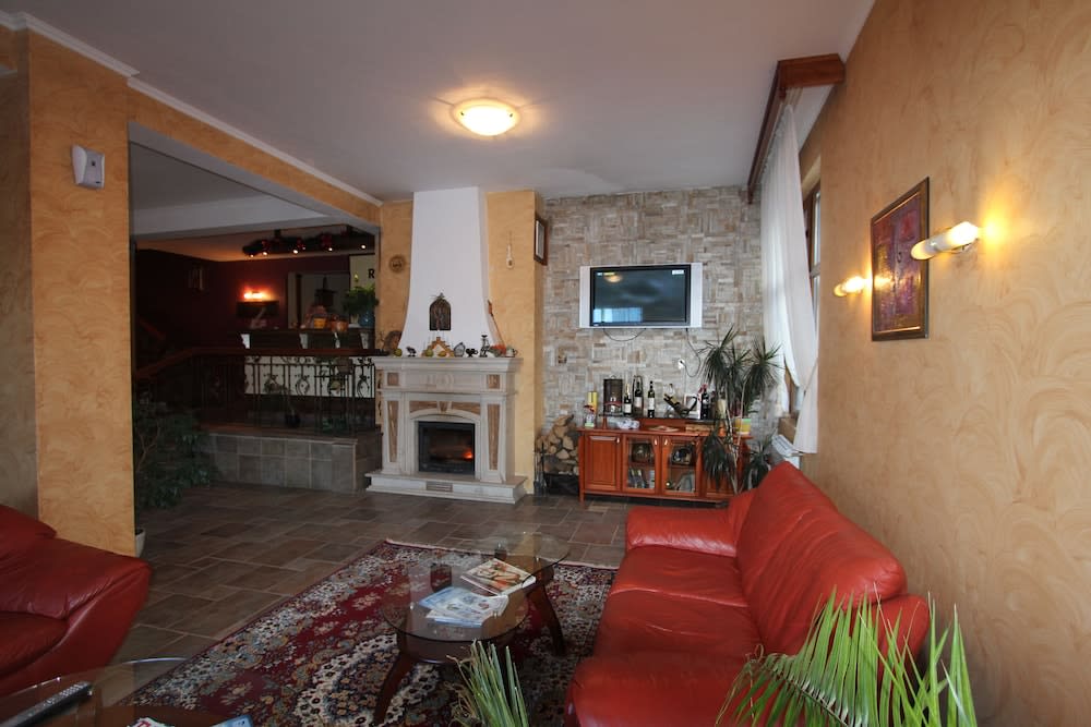 Kap House Family Hotel 2