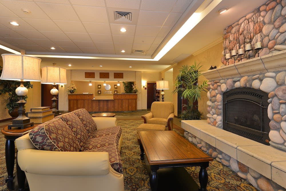 Comfort Inn & Suites McMinnville Wine Country 2